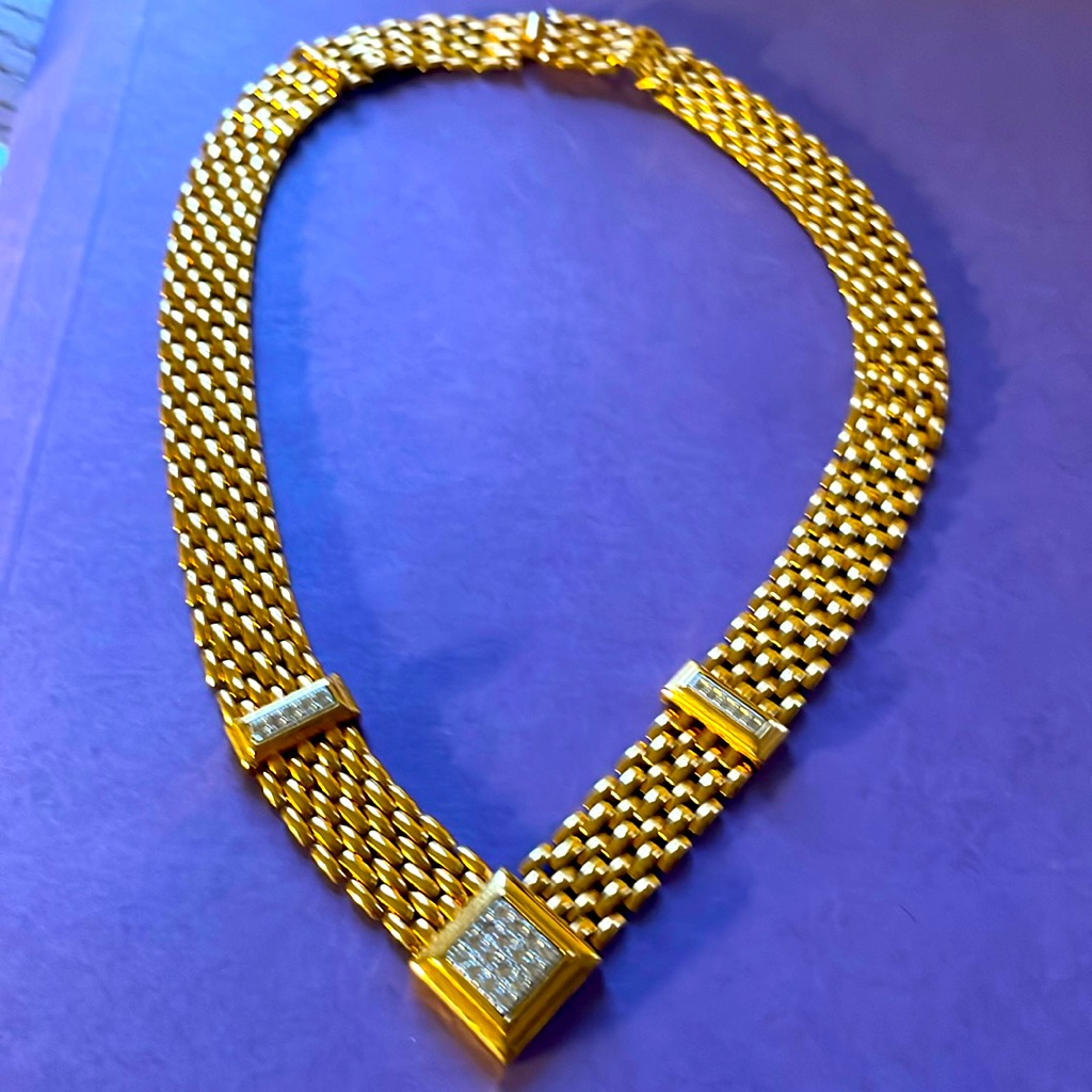 Vintage Avon Gold Tone Choker 44$
